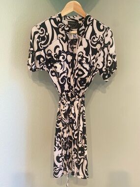 Enfocus Studio Black & White Patterned Wrap Dress